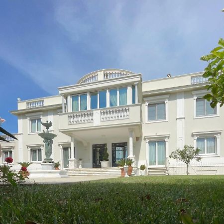 Villa Bianca A Few Steps By The Sea With Exclusive Garden & Jacuzzi Livorno Buitenkant foto